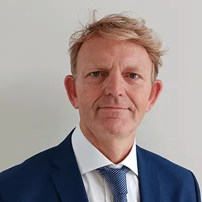 Johan Van Riet headshot